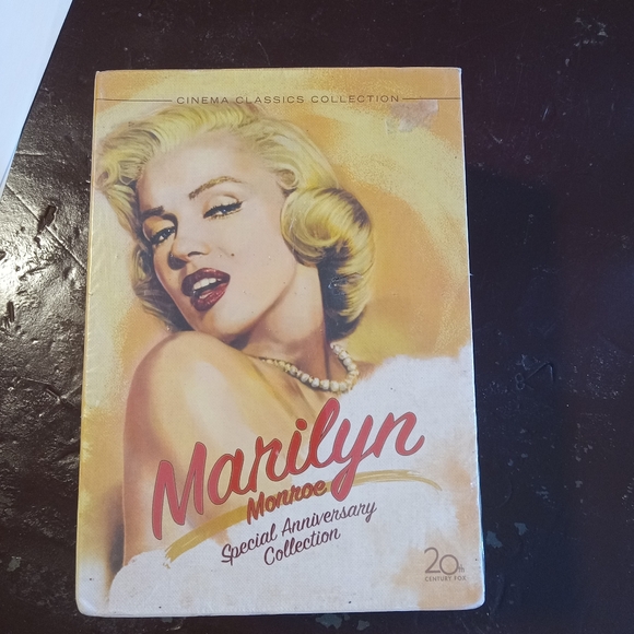 Marilyn Monroe Special Anniversary Collection 6 Movie DVD Set NIB - Picture 2 of 6